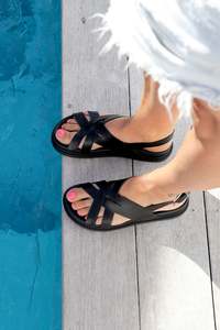 Lulu Luxe Sandals: LULU LUXE - INDIE SANDAL BLACK