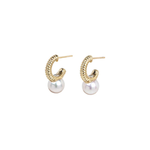 PETITE MODERN LOVE pearl hoop earrings Lulu's Collective