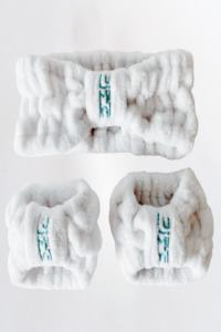 Frontpage: Headband and cuff set