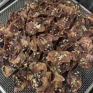 Products: Dehydrated Chicken Gizzards Lummy Pet Bakery