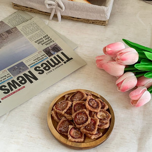 Products: Strawberry Coconut Chicken Bites Lummy Pet Bakery