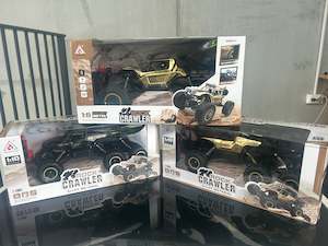 Alloy 6-Wheel Off-Road RC Truck – Heavy-Duty Beast for Extreme Terrain!