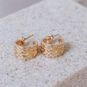 9KT SOLID GOLD - MINI MONTEREY HOOPS