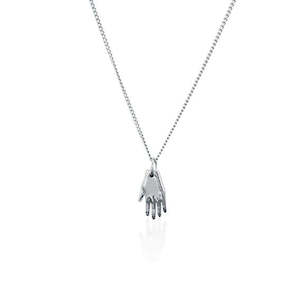 MANO AMIGA CHARM ONLY - SILVER