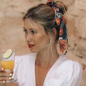 Magdalena Frida Kahlo: FLORES NECK SCARF - DEEP SEA BLUE