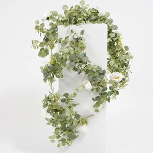 Eucalyptus, Silver Dollar Eucalyptus & Rose Garland Thick (2m)