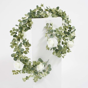 Eucalyptus, Silver Dollar Eucalyptus & Rose Garland Regular (2m)