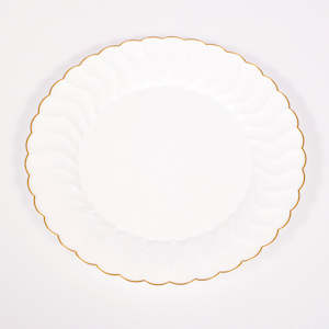 Plastic Dinner Plate - Shell Design White with Gold Trim (19cm)