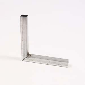 Simple Stand - L Connection