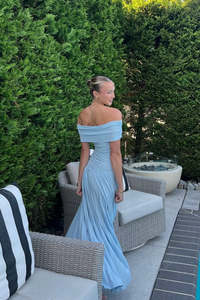 35 Under: Lioness Field of Dreams Maxi