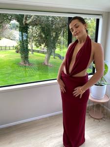 Red: Deconduarte Elin Maxi Wine