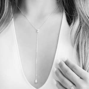 Necklace | White Zircon Droplet