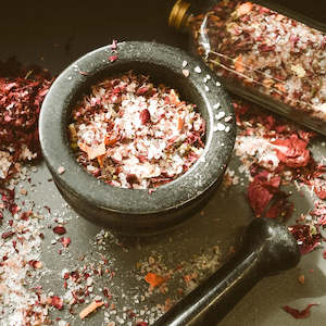 Extra Gifts: Bath Soak | Rose & Cornflower