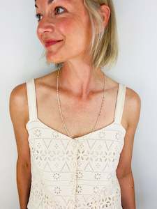 LUUM NECKLACE – emerald & pearl