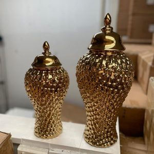 Gold & White Ginger Jar (Medium)