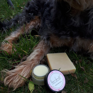 Products: Poor Paw - pet balm luxibuff