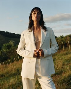 LVR Bridal Hand in Hand collection Wynn Hamlyn Wedding Collaboration. - LVR Bridal