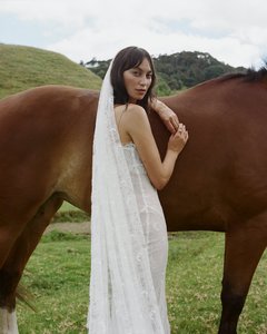 LVR Bridal Hand in Hand Collection Dolly Veil - LVR Bridal