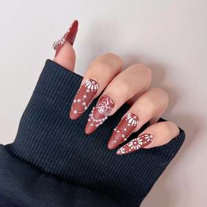 Festive Giveaway: Rouxi