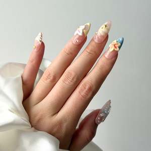 Press-on Nails: Pastel Seashell