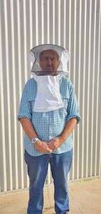 Bee hat (binding in front)