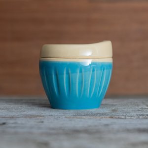 Products: Deksel Turquoise Blue (Small) - Lyttelton Pottery