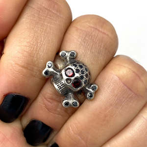 Maca Metals: Stg Silver Bling Skull Ring- Maca Metals