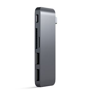 Hubs: Satechi USB-C USB Pass Through Hub