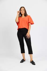 M6515 Roam Crop in Faille - Black