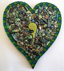 Products: Mosaic Kit Set Paua Heart - MACS Mosaics