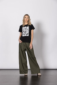 Nursing Friendly: Motif Tee - Black