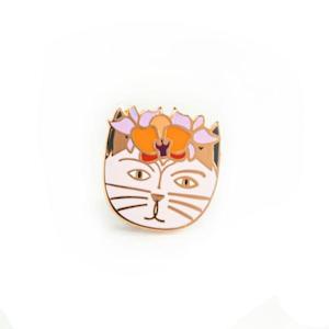 Niaski: Enamel Pin - Georgia O'Kitty