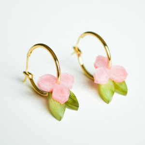 Hagen Co: Meadow Hoop Earrings - Coral