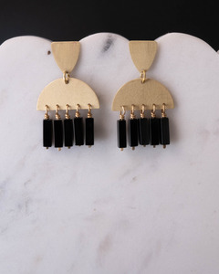 Arching Stud Drop Earrings - Black Onyx