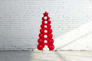 By: Flat Balloon Christmas Tree
