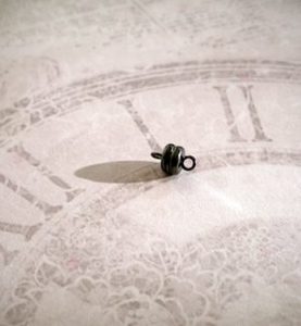 Magnetic clasps