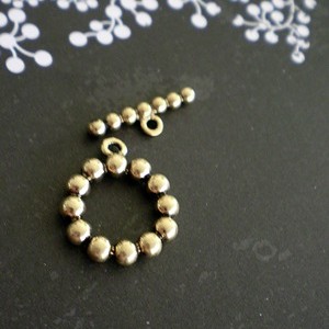 Toggle clasp with Round Booble effect