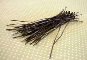 Head pins