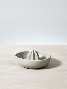 Gidon Bing: Citrus Juicer – French Green