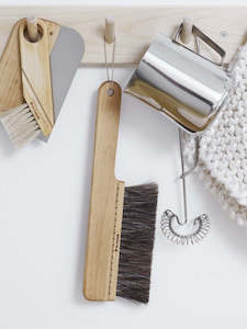Workspace: 'Butler' Table Brush