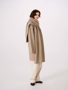 Wardrobe: Umbra Scarf – Natural