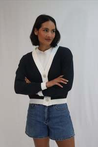 Fashion: Tatano Contrast Cardi - Ink/White