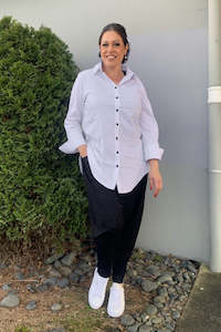 Ever Sassy: Ever Sassy - 64203 Bow Detail Longline Shirt