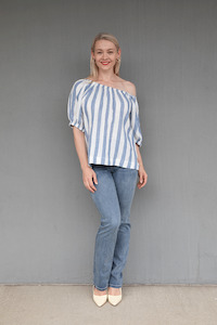 Denim: Frank Lyman - 246252U Tummy Control Jean