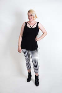 7 8 Pants: Cashews - C372/C577 Crop Stripe Tights