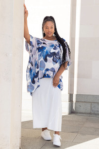 La La: Lala - 1505 Square Top