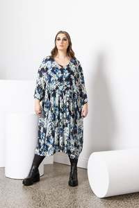 La La: Lala - 1411 Whispers Dress