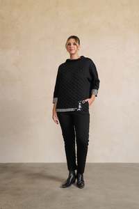 Holmes And Fallon: Holmes and Fallon - Quilted Top with Asymmetrical Hem