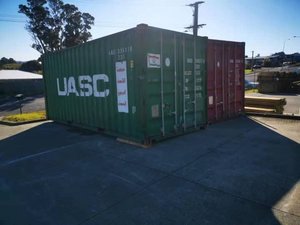 Products: 20 foot sea container Used - Magellan Imports Wellsford