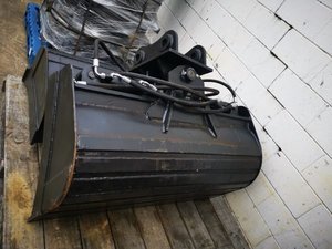 1200mm wide Tilt Bucket for CAT 305 or similar - Magellan Imports Wellsford